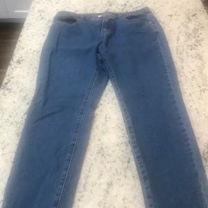 New without tag Missguided blue high rise mom jean